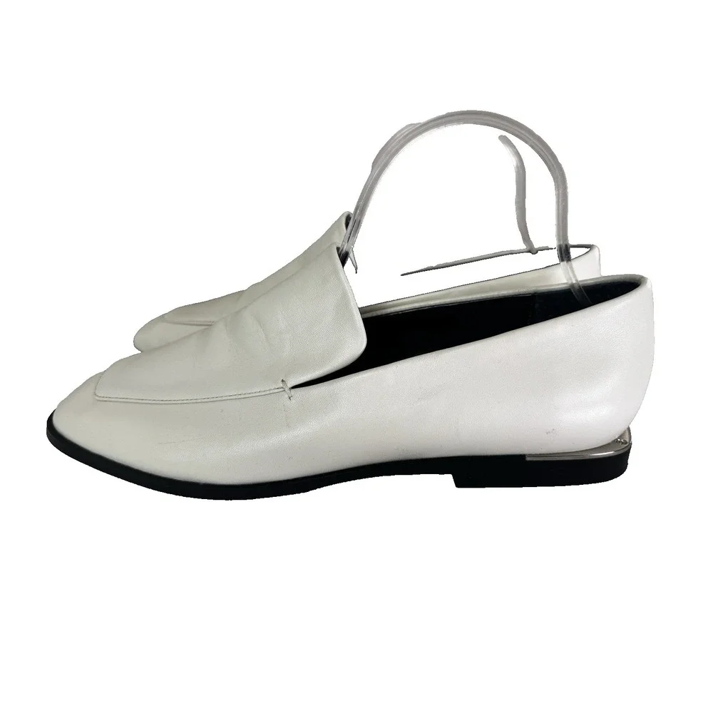 Marc Fisher Women 10M White Hemmy Loafers Square Toe Flats Buttery Soft Leather